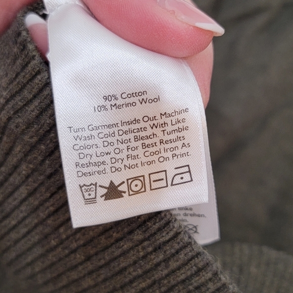 Eddie Bauer wool-blend green sweater. - Picture 4 of 16